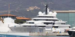 Lo yacht Scheherazade