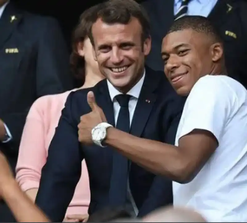 macron mbappè