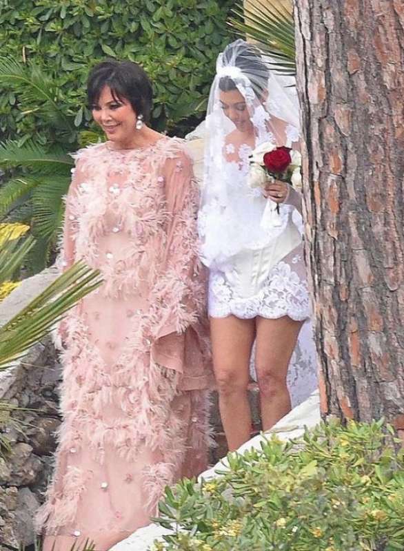 matrimonio di travis barker e kourtney kardashian a portofino 1