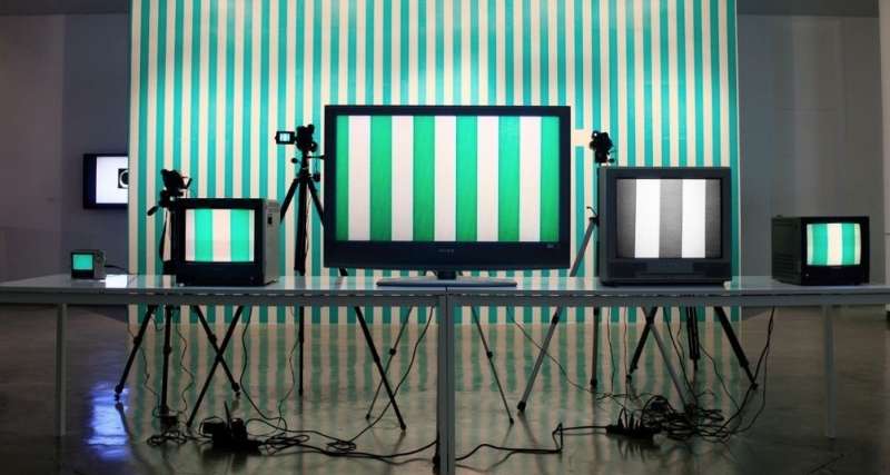 mostra il video rende felici. videoarte in italia 17