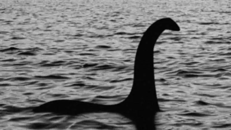 mostro di loch ness 