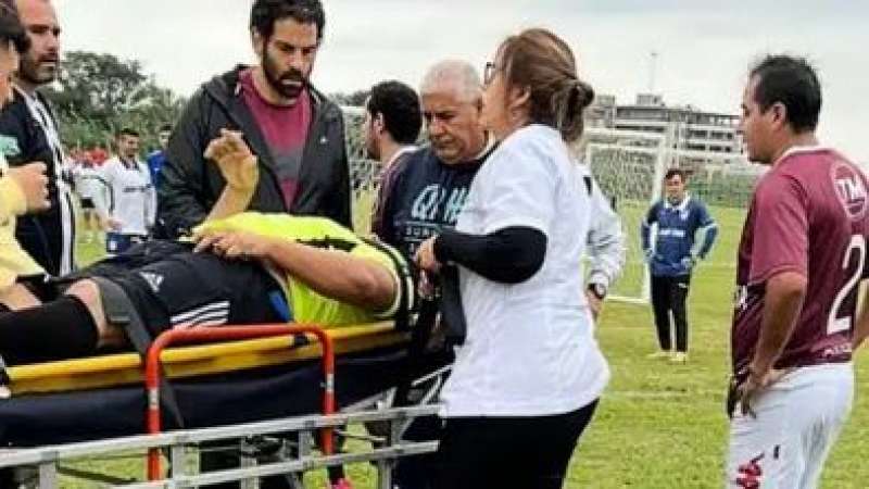 Oscar Antonio Perez arbitro argenitno colpito da un arma da fuoco durante partita