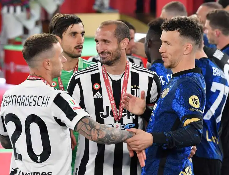 perisic bernardeschi chiellini foto mezzelani  gmt077