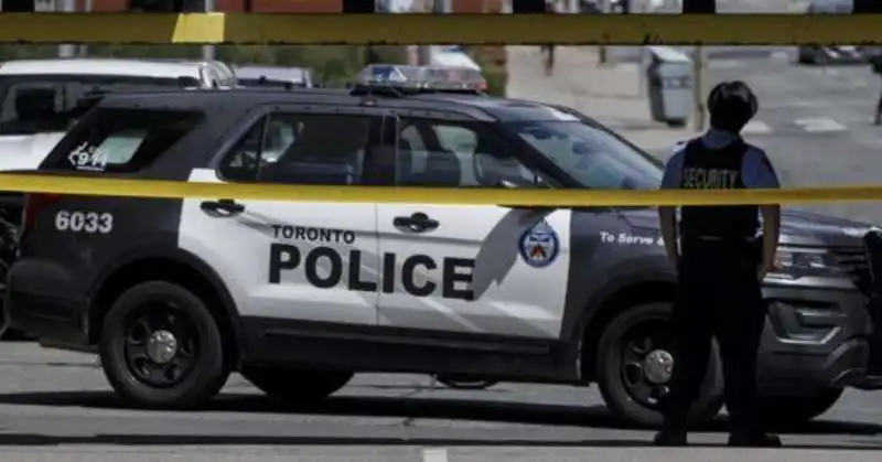  polizia per le strade di toronto 2