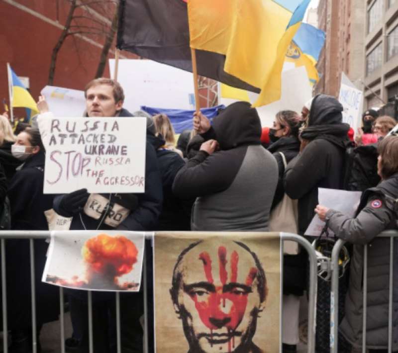 proteste contro la guerra i ucraina 8