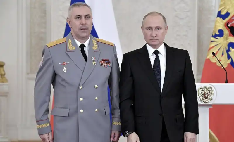 PUTIN COL GENERALE MURADOV