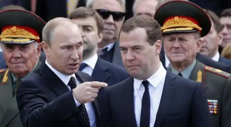 PUTIN MEDVEDEV