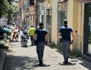 RAGAZZE AGGREDITE A NAPOLI CON ACIDO