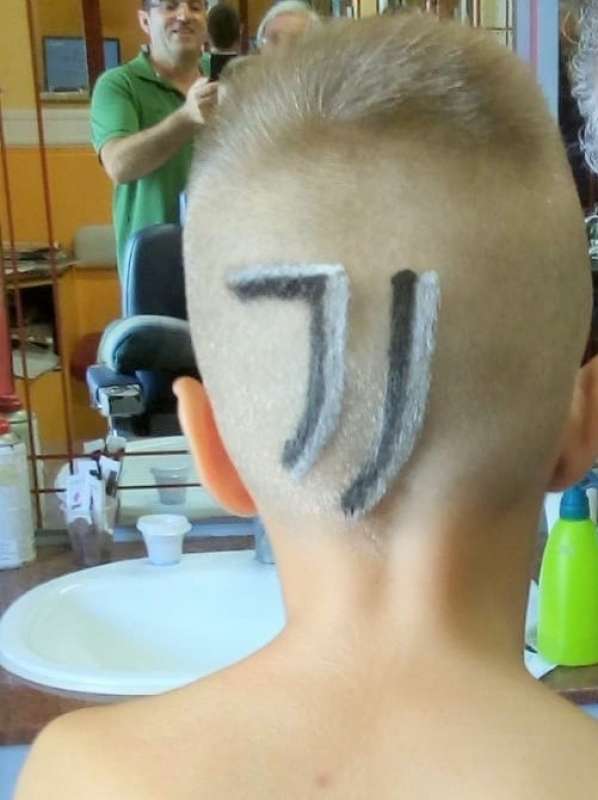 taglio capelli juventus