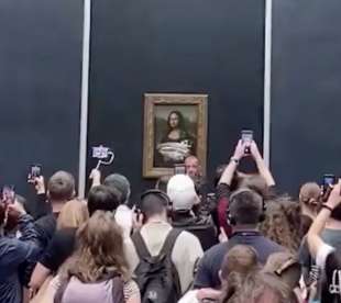 una torta sulla gioconda 3