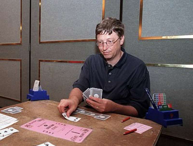 BILL GATES GIOCA A BRIDGE