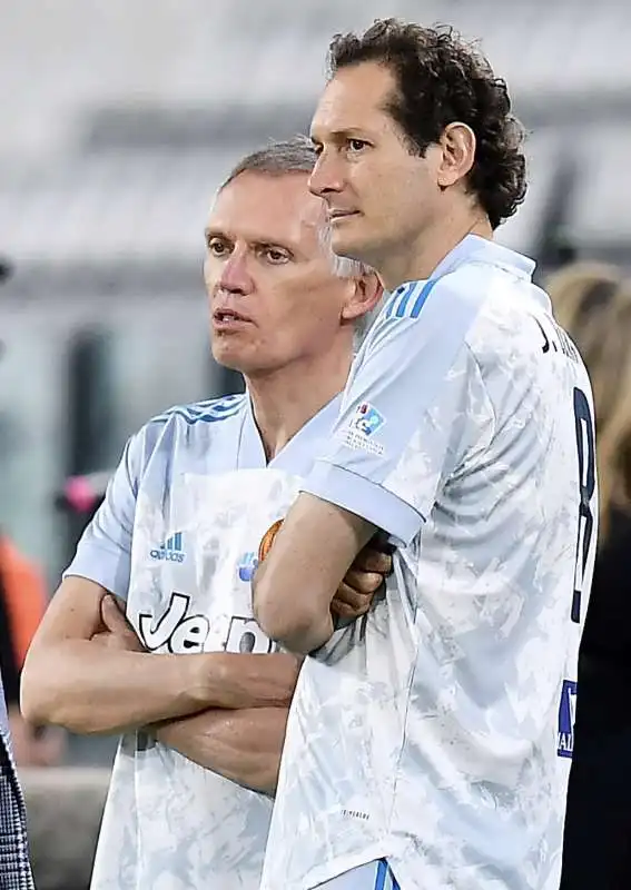 carlos tavares john elkann 