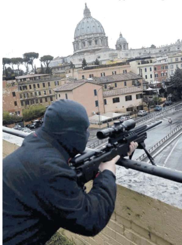 CECCHINI SUI TETTI A ROMA