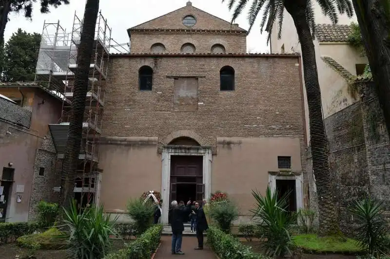 chiesa di sant agnese fuori le mura  (1)