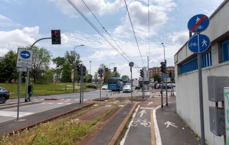 ciclista travolto e ucciso in via comasina a milano 3