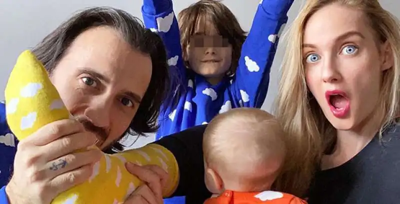 EVA RICCOBONO CON MARITO E FIGLI