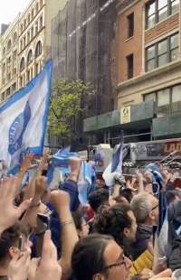 festa scudetto dei tifosi napoletani a new york 2