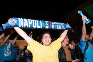 festa scudetto dei tifosi napoletani a torino 3