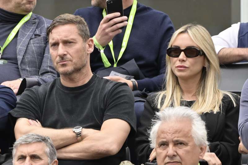 francesco totti noemi bocchi agli internazionali di tennis a roma 3