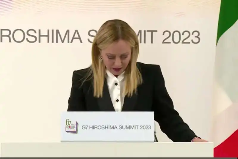 GIORGIA MELONI CONFERENZA STAMPA AL G7 DI HIROSHIMA