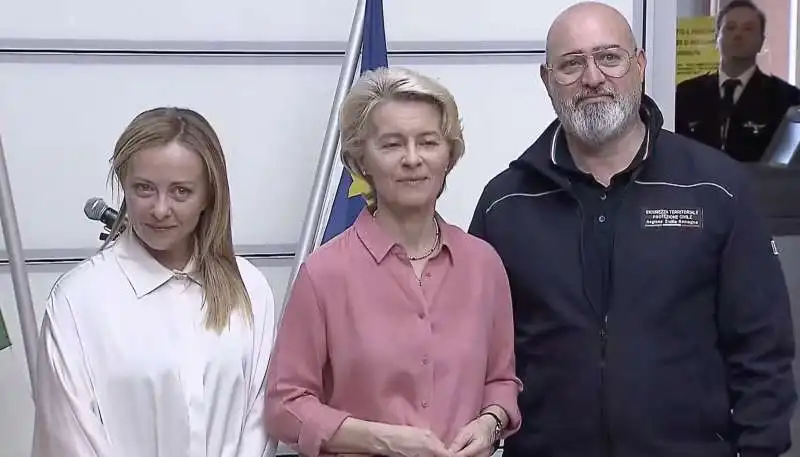 GIORGIA MELONI URSULA VON DER LEYEN STEFANO BONACCINI 