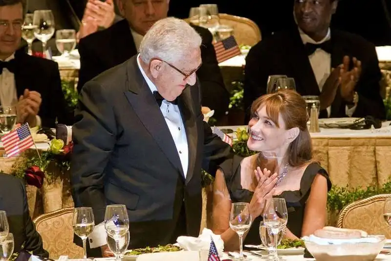 henry kissinger carla bruni 1