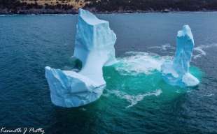 iceberg a forma di pene 2