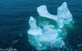 iceberg a forma di pene 5