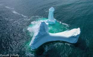 iceberg a forma di pene 6