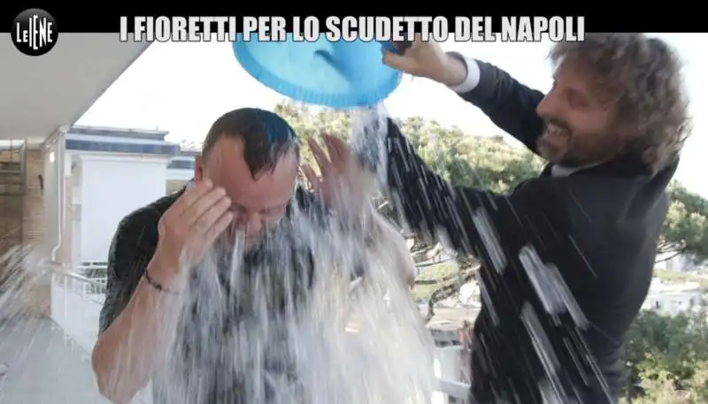 il gavettone a gigi d alessio per celebrare lo scudetto del napoli 1