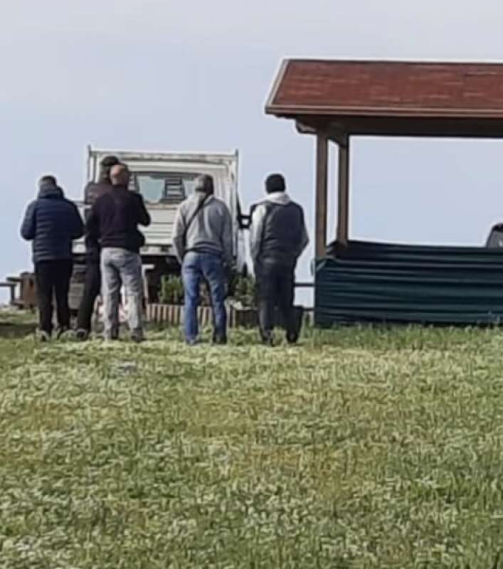 IL GAZEBO DEL SANTUARIO DI TREVIGNANO VIENE SGOMBERATO