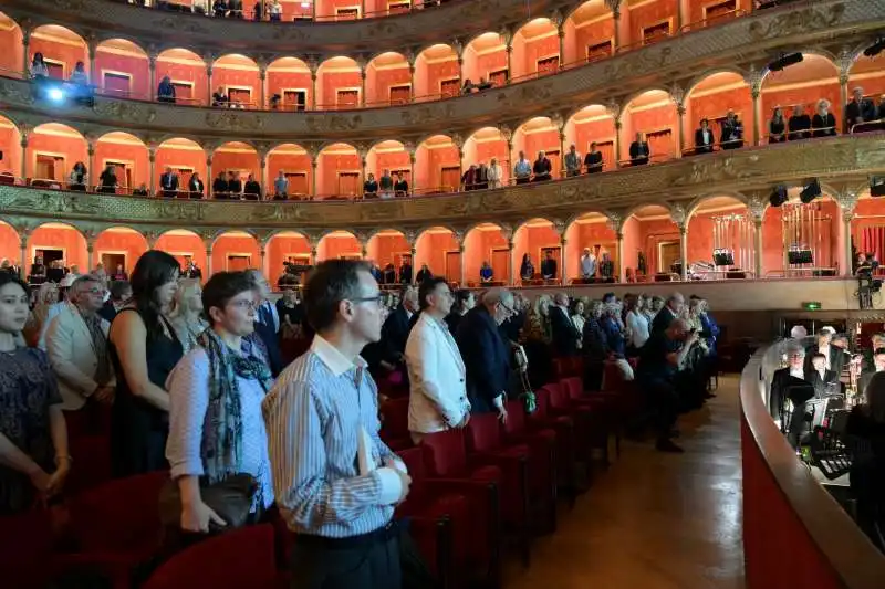 il teatro dell opera commemora le vittime dell alluvione  foto di bacco