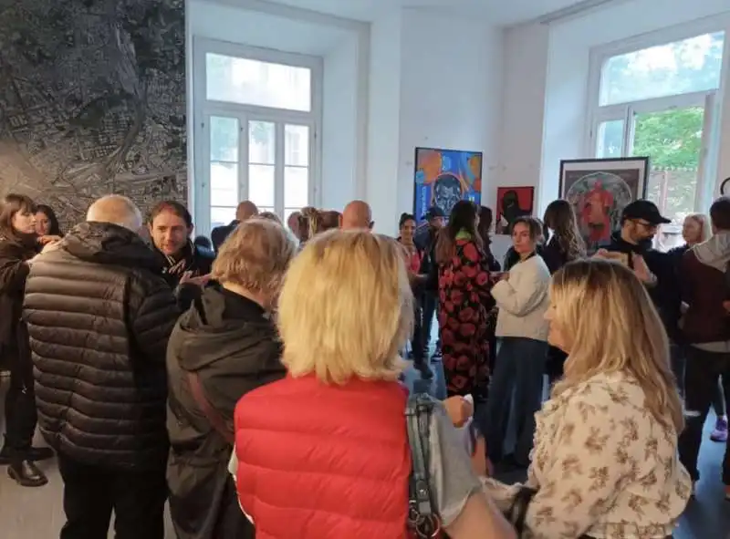 inaugurazione mostra d arte filorussa resistenza   san lorenzo   roma  2