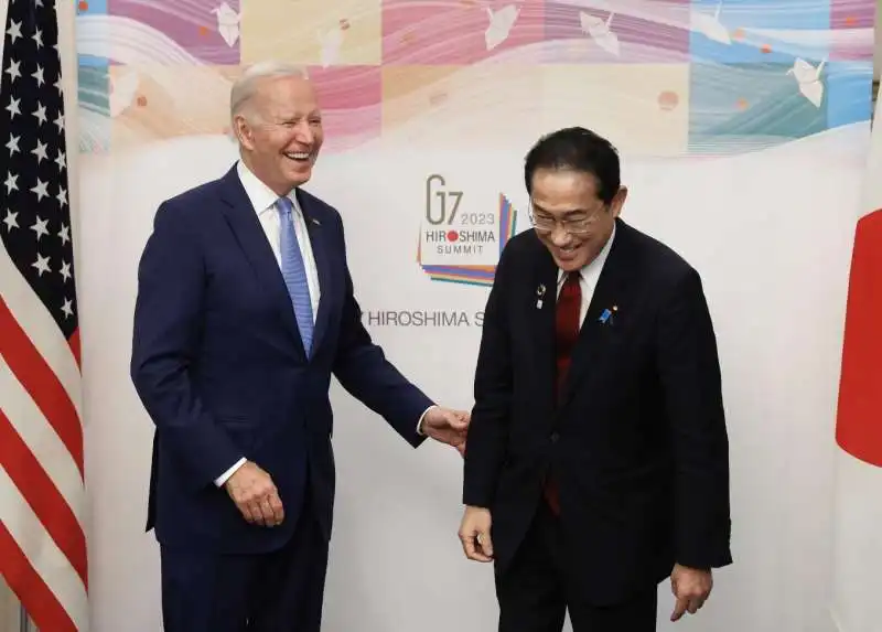 joe biden   fumio kishida   g7 hiroshima  