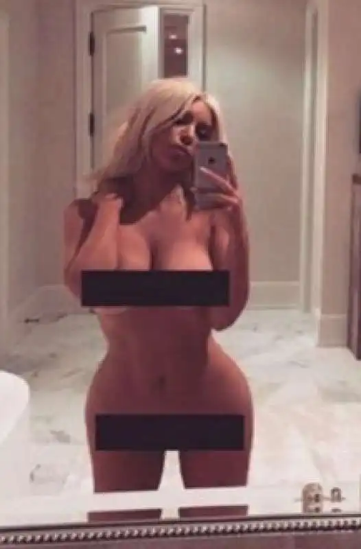 kim kardashian 4