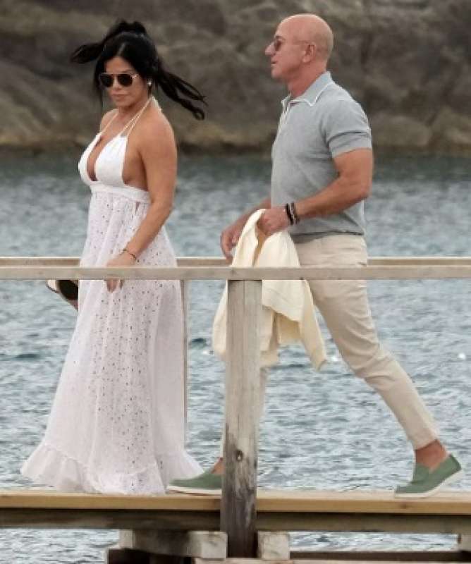 lauren sanchez jeff bezos 5