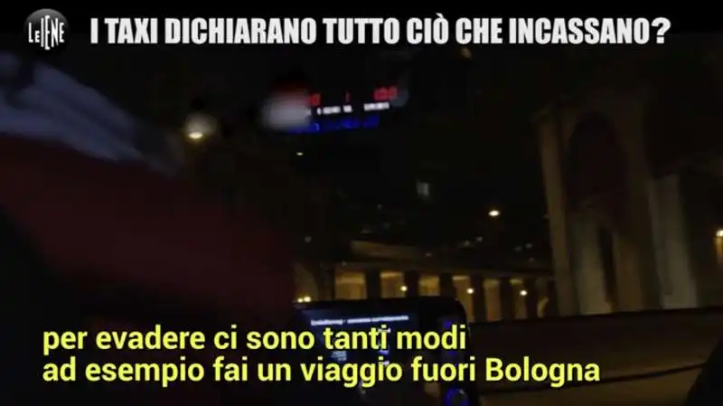 le iene   servizio sui tassisti evasori   8