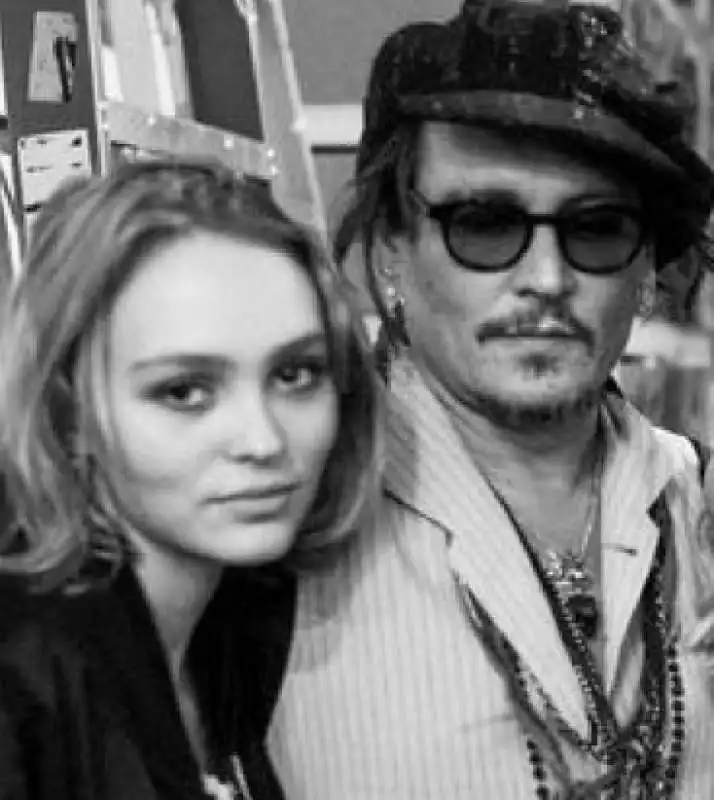 lily rose depp johnny depp 2