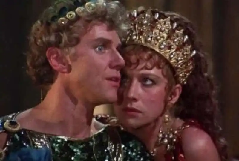 Malcolm McDowell Helen Mirren in Io Caligola di Tinto Brass 