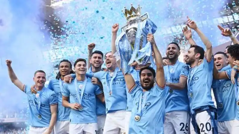 manchester city vince la premier league 9