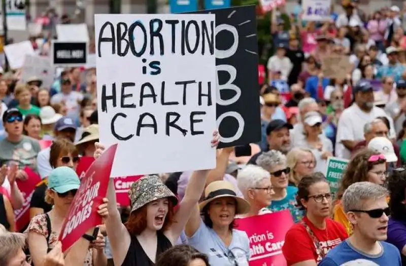 MANIFESTAZIONE IN DIFESA DELL'ABORTO IN NORTH CAROLINA