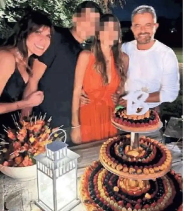 MARCO CONFORTI CON L'EX MOGLIE E I DUE FIGLI