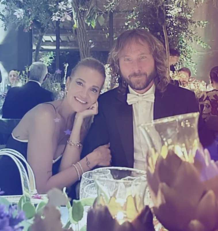 dara rolins e pavel nedved al matrimonio di andrea agnelli e deniz akalin a lisciano niccone, in umbria 6