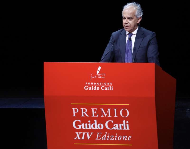 matteo piantedosi premio guido carli 2023