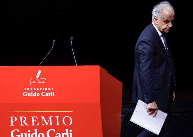 matteo piantedosi premio guido carli 2023