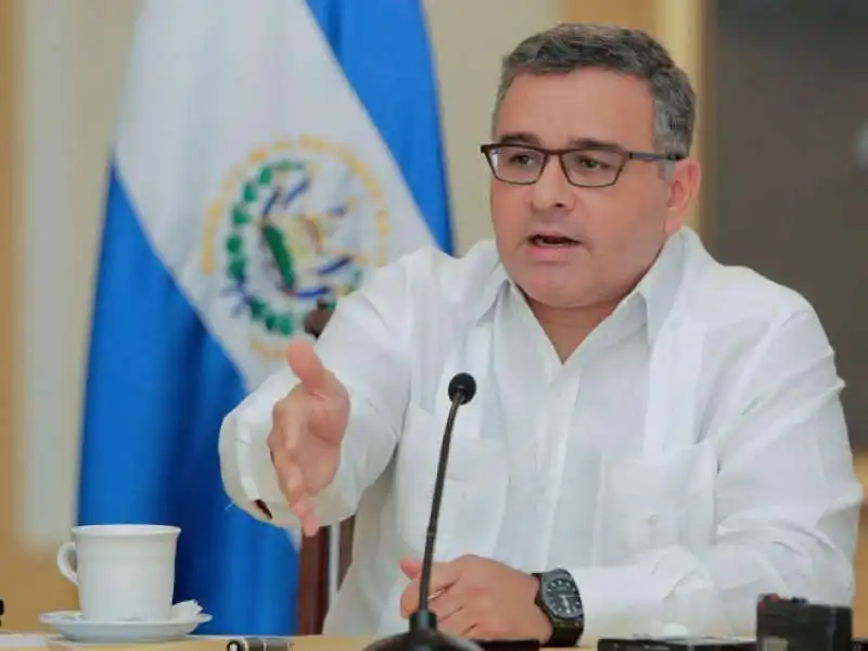 MAURICIO FUNES