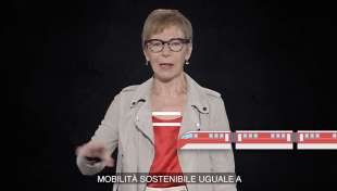 milena gabanelli treni regionali e pendolari