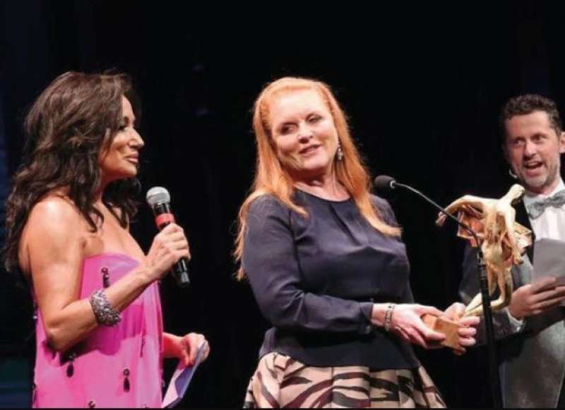 NANCY DELLOLIO SARAH FERGUSON