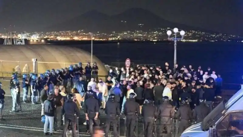 NAPOLI AJAX VIOLENZE 3