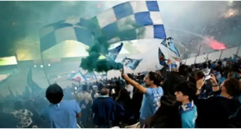 napoli festa scudetto allo stadio maradona